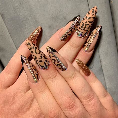 cheetah print nails design ideas.